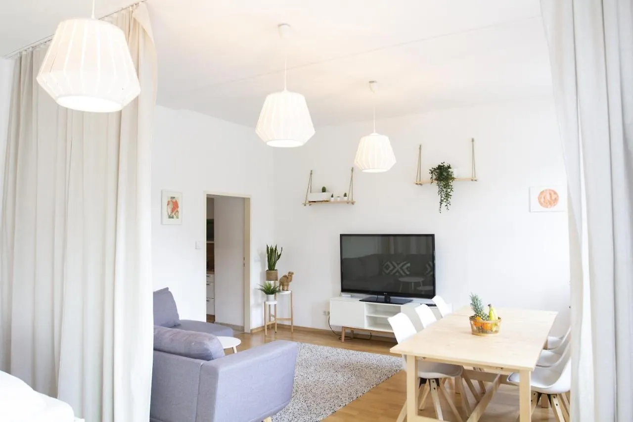 Apartment Central Modern Garden-Apartment Next To Belvedere Palace Vienna