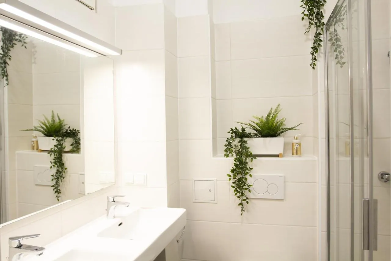 Central Modern Garden-Apartment Next To Belvedere Palace Vienna Apartment
